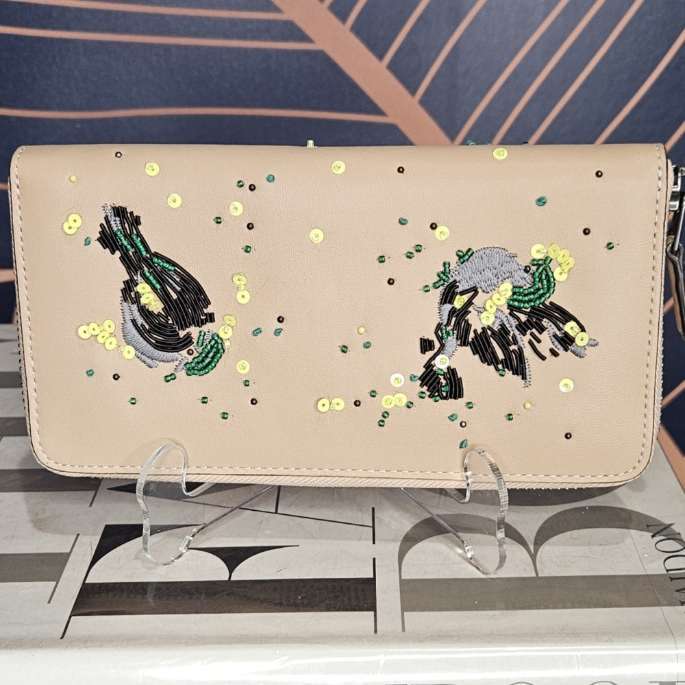 COACH RARE MEADOW LARK SONGBIRD LARGE ACCORDION LIZ